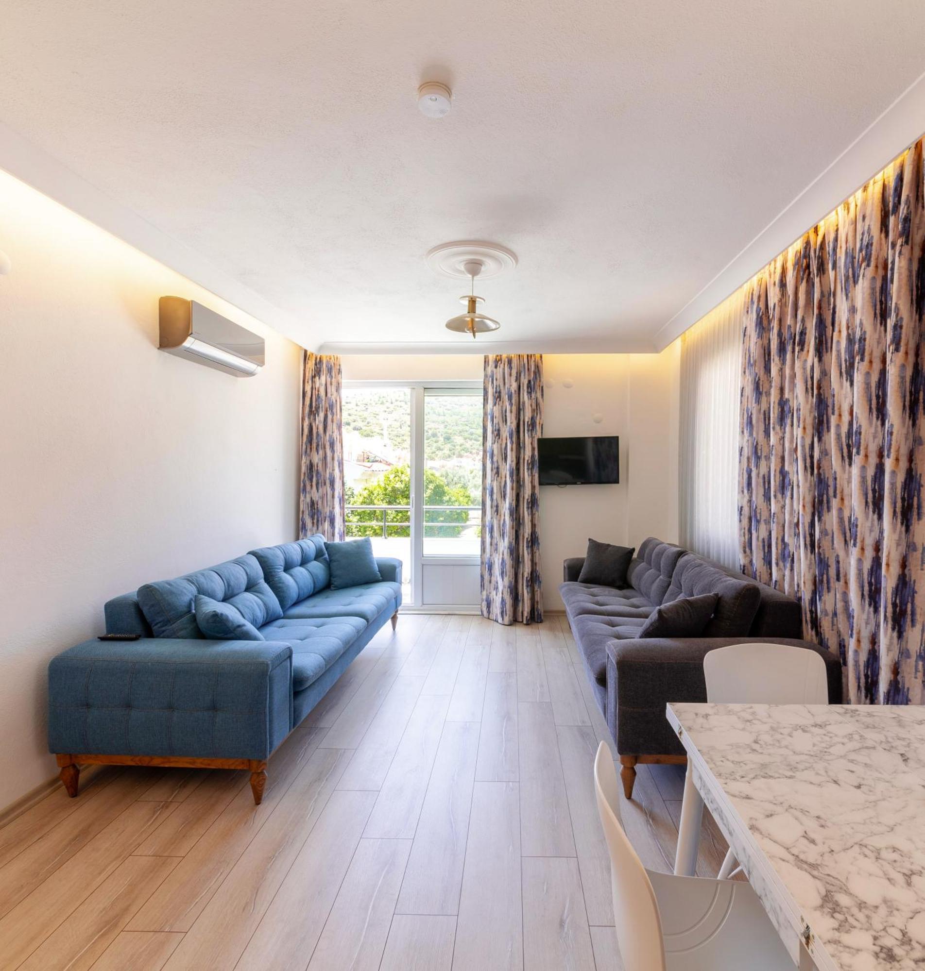 Oezguem Suite Otel Datca Bagian luar foto