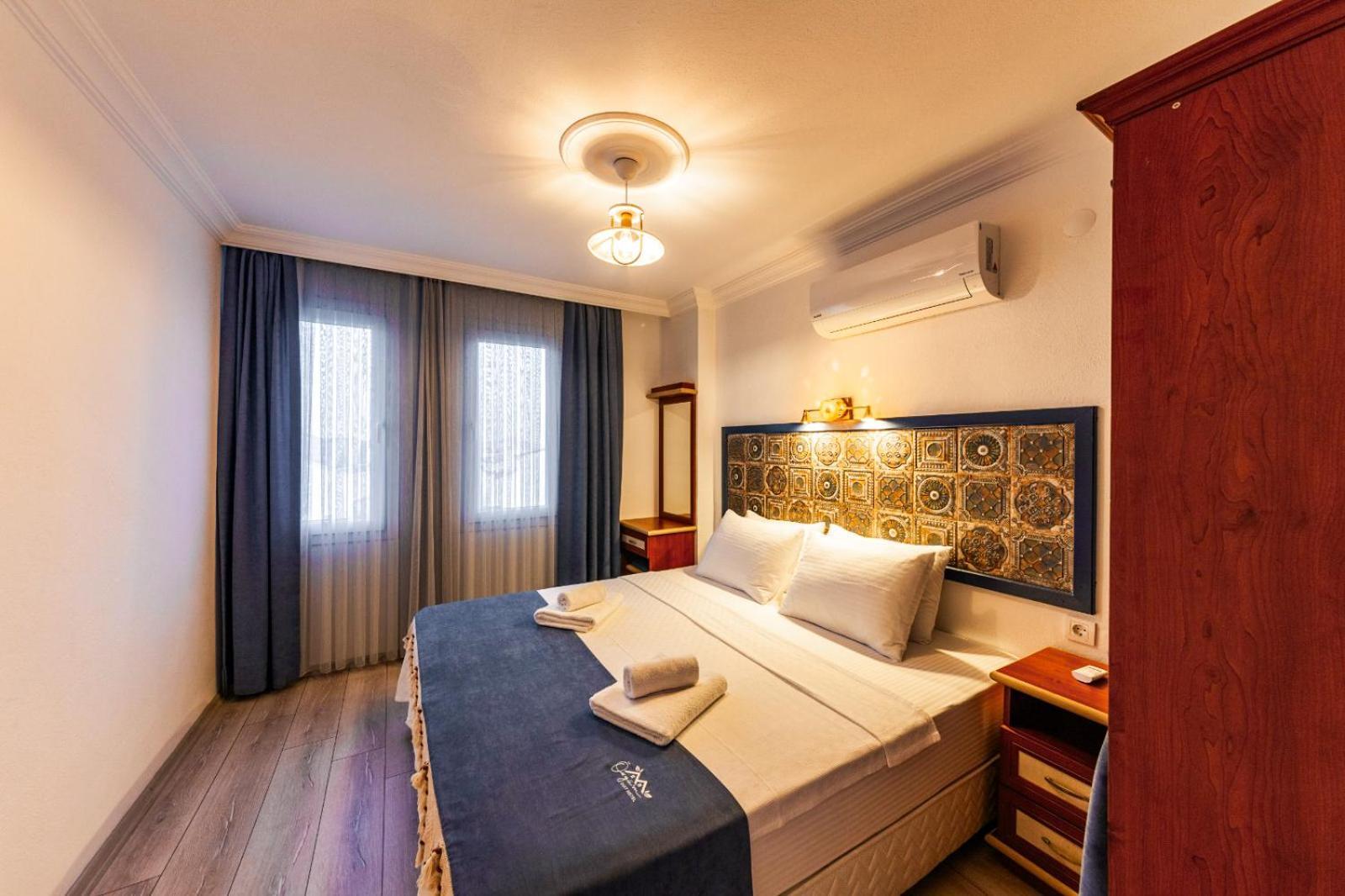Oezguem Suite Otel Datca Bagian luar foto